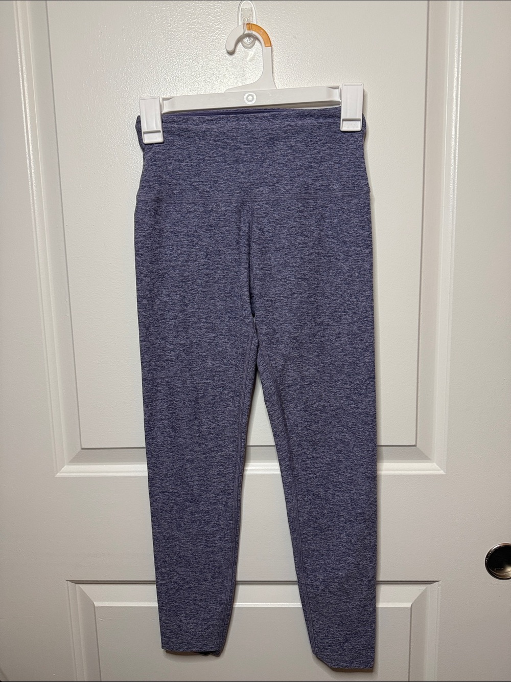 Beyond Yoga women Heather Navy Stretch Leggings